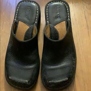 Born leather slides